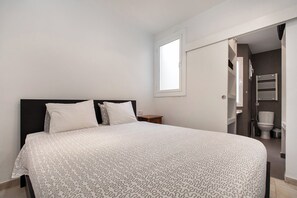Iron/ironing board, Internet, bed sheets - Torrent – Cozy Apartment in the Heart of Gracia (Gracia)