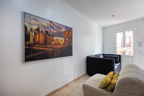 Interior - Torrent – Cozy Apartment in the Heart of Gracia (Gracia)