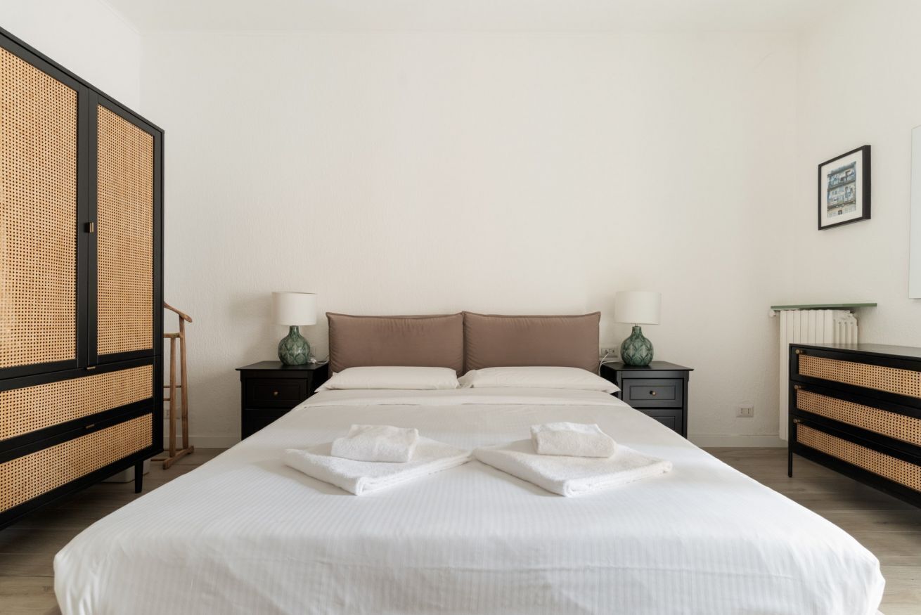 2 bedrooms, iron/ironing board