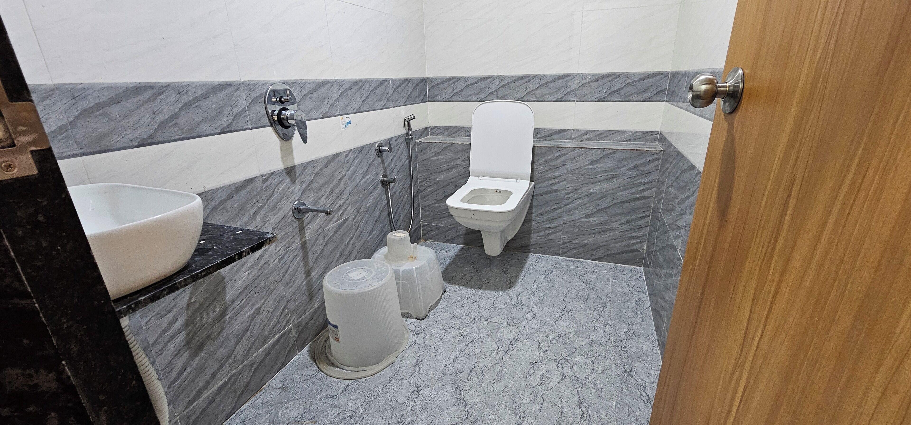 Free toiletries, towels, soap, shampoo