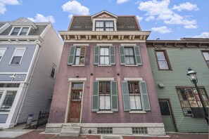 Exterior - StayPavilionMtAdams | Cincinnati (Cincinnati)