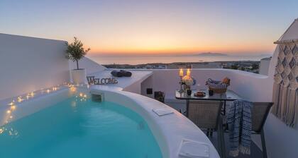 Ira Sea View Couple Studio with Rooftop Jacuzzi