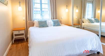 Metawisebnb Waterfront 3BR Coastal Escape