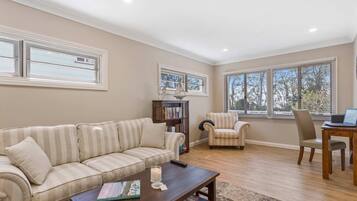 House | 3 bedrooms, Internet