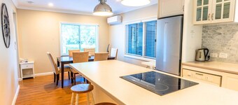 美塔威斯濱海三臥室水岸度假屋