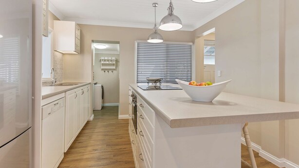 House | 3 bedrooms, Internet - Metawisebnb Waterfront 3BR Coastal Escape (Deception Bay)