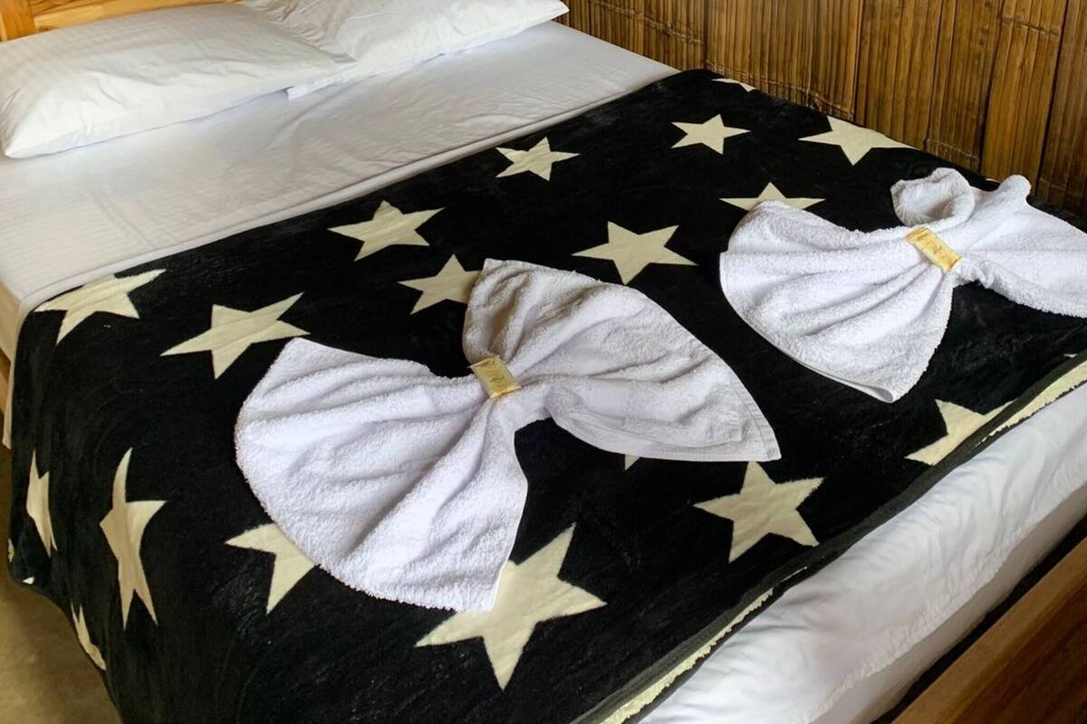 Zimmer, 1 Schlafzimmer, Raucher, eigener Pool | 1 Schlafzimmer