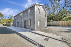 2 bedrooms, Internet - Swann Ave 2B Sleeps 6 Walk 2 Bayshore Hyde Park (Tampa)
