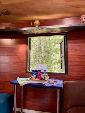 Room, 1 Bedroom, Smoking, Garden View | Interior - Room-serene Lodge Retreat With Lake View (Guarne)