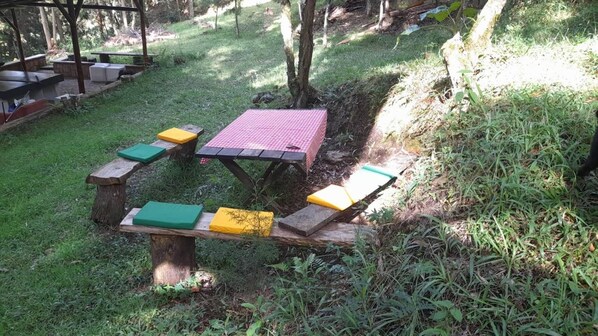 Room, 1 Bedroom, Smoking, Garden View | Outdoor dining - Room-serene Lodge Retreat With Lake View (Guarne)