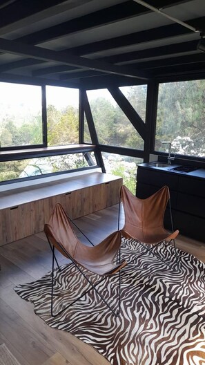 Room, 5 Bedrooms, Smoking, Private Pool | Interior - Room-tranquil Holiday Park Retreat in Gu (Guarne)