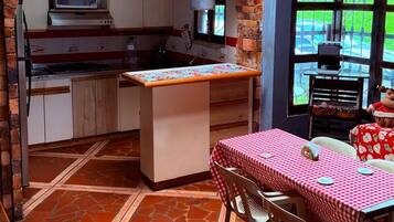 Villa, 4 Bedrooms, Smoking, Private Pool | Dining