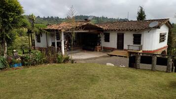 Villa, 4 Bedrooms, Smoking, Private Pool | Exterior