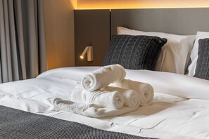 Ropa de cama de alta calidad, wifi gratis y ropa de cama 