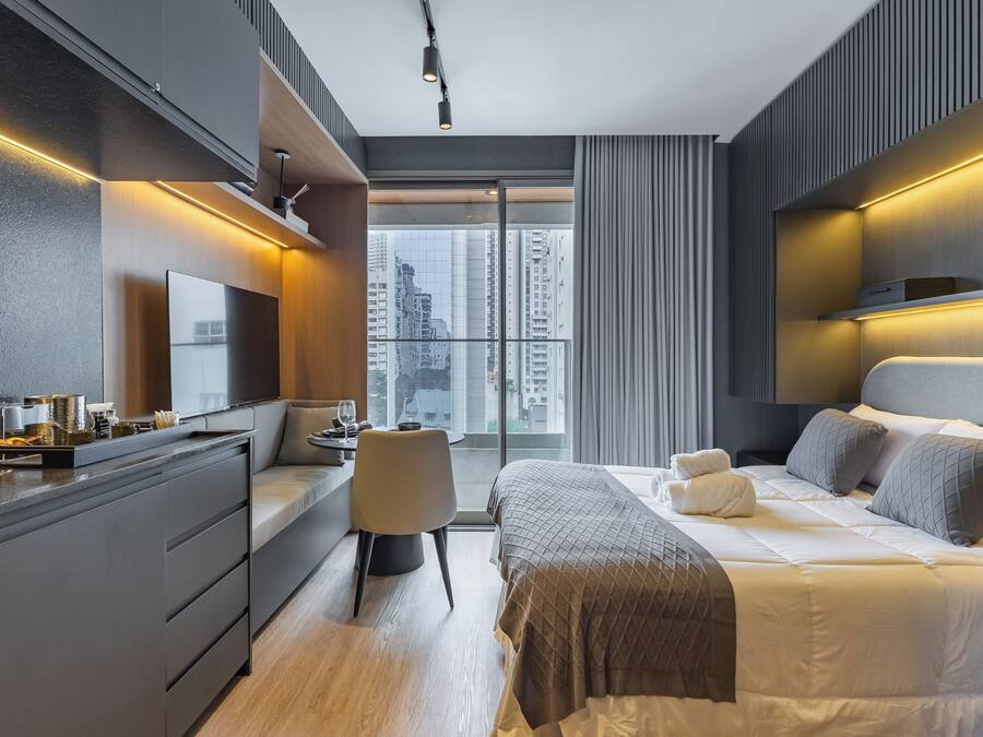 Departamento superior, 1 cama Queen size, aire acondicionado, vista a la ciudad | Ropa de cama de alta calidad, wifi gratis y ropa de cama