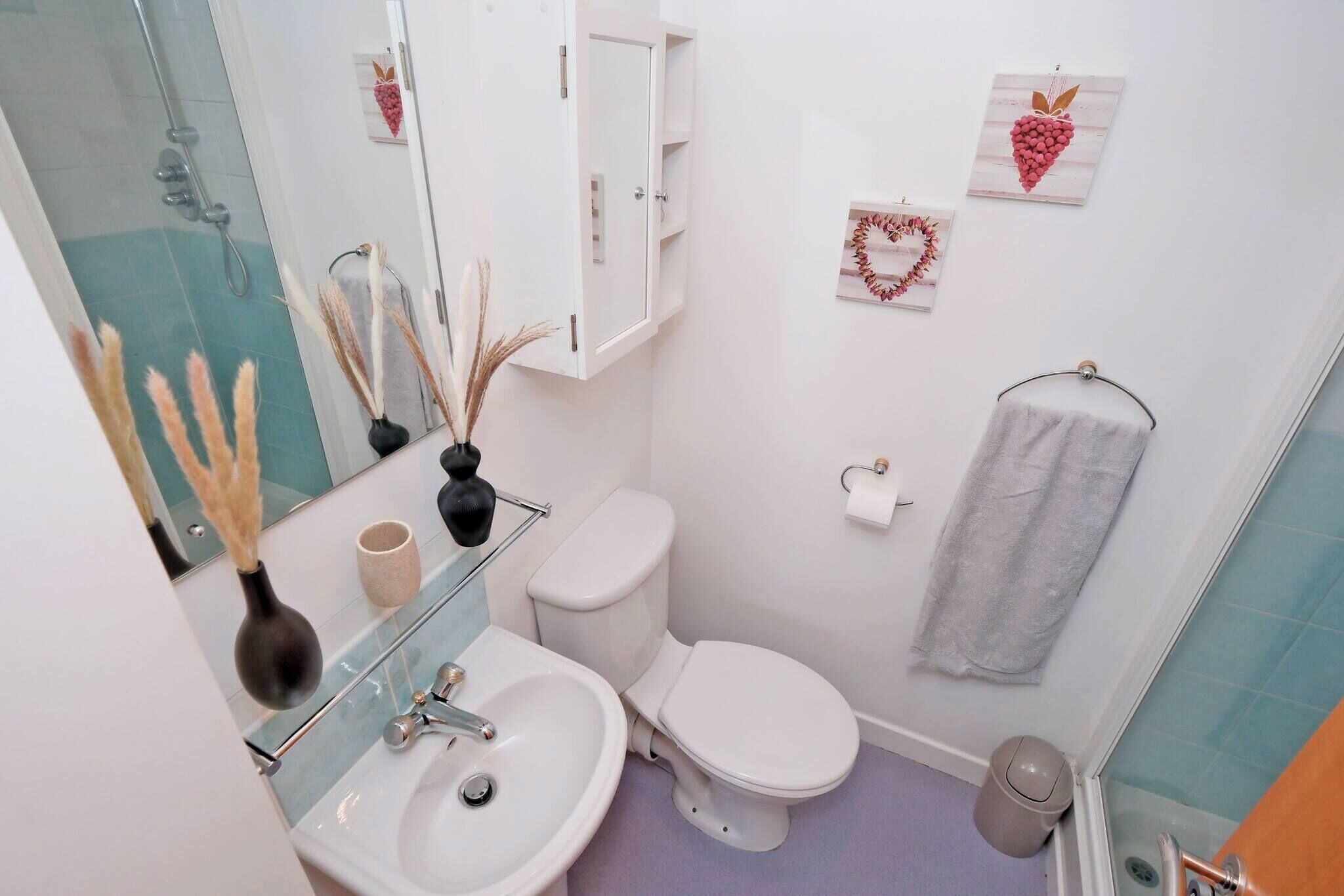 Apartment, 2 Bedrooms | Bathroom