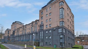 Apartment, 2 Bedrooms | Exterior