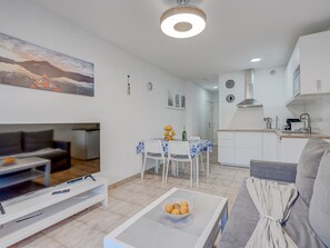 TV - Spacious duplex in Los Cristianos near the beach (Los Cristianos)