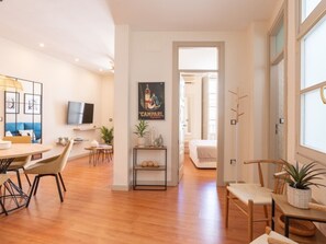 Interior - Bright apartment in the heart of Malaga, ideal for long stays (Málaga)