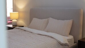 House, 3 Bedrooms - Sanctuary on Stanhope - Art & Modern Luxury (Melbourne)