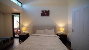 House, 3 Bedrooms | 3 bedrooms - Sanctuary on Stanhope - Art & Modern Luxury (Melbourne)
