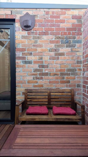 House, 3 Bedrooms | Terrace/patio - Sanctuary on Stanhope - Art & Modern Luxury (Melbourne)