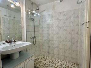 Bathroom - Charming house with air conditioning in Gruissan (Gruissan)