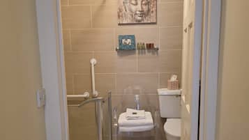 Room, 1 Bedroom, Garden View | Bathroom