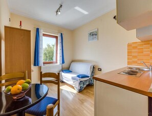 Apartment | Interior - Apartment With Pool, sea View in Obrovac (Obrovac)