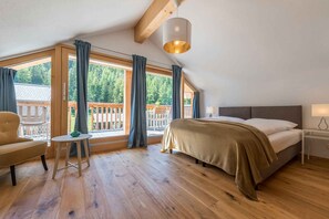 1 bedroom, WiFi - Holiday apartment with ski room and table football (Saas-Grund)