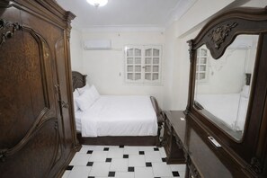 Comfort Apartment, 3 Bedrooms, Sea View, Beachfront | Blackout drapes, soundproofing, iron/ironing board, free WiFi - seaview hotel (Alexandria)