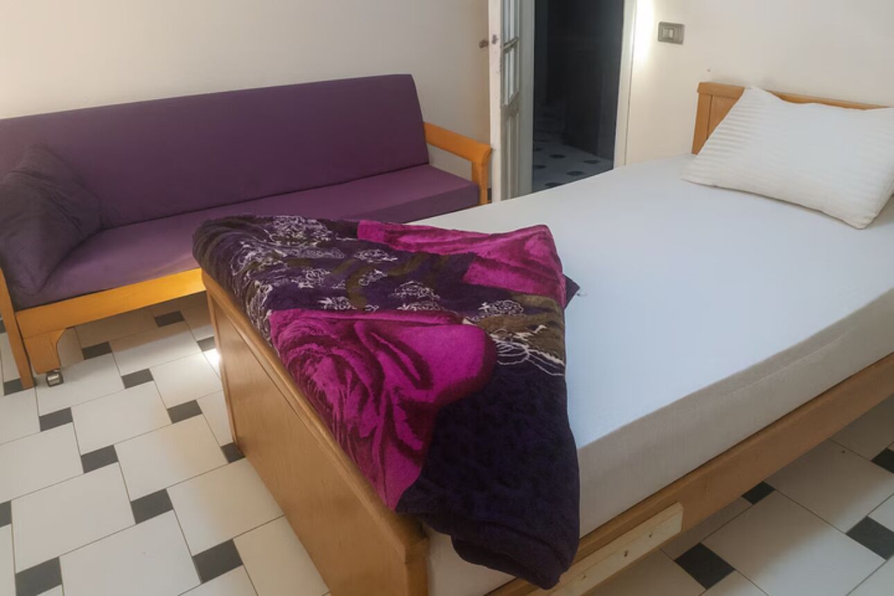 Comfort Apartment, 3 Bedrooms, Sea View, Beachfront | Blackout drapes, soundproofing, iron/ironing board, free WiFi