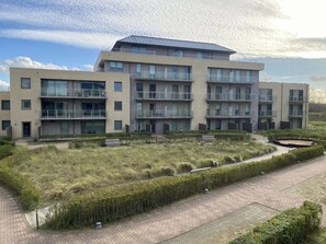 Apartment | Exterior - Apartment With Sunny Terrace in Oostduinkerke (Koksijde)