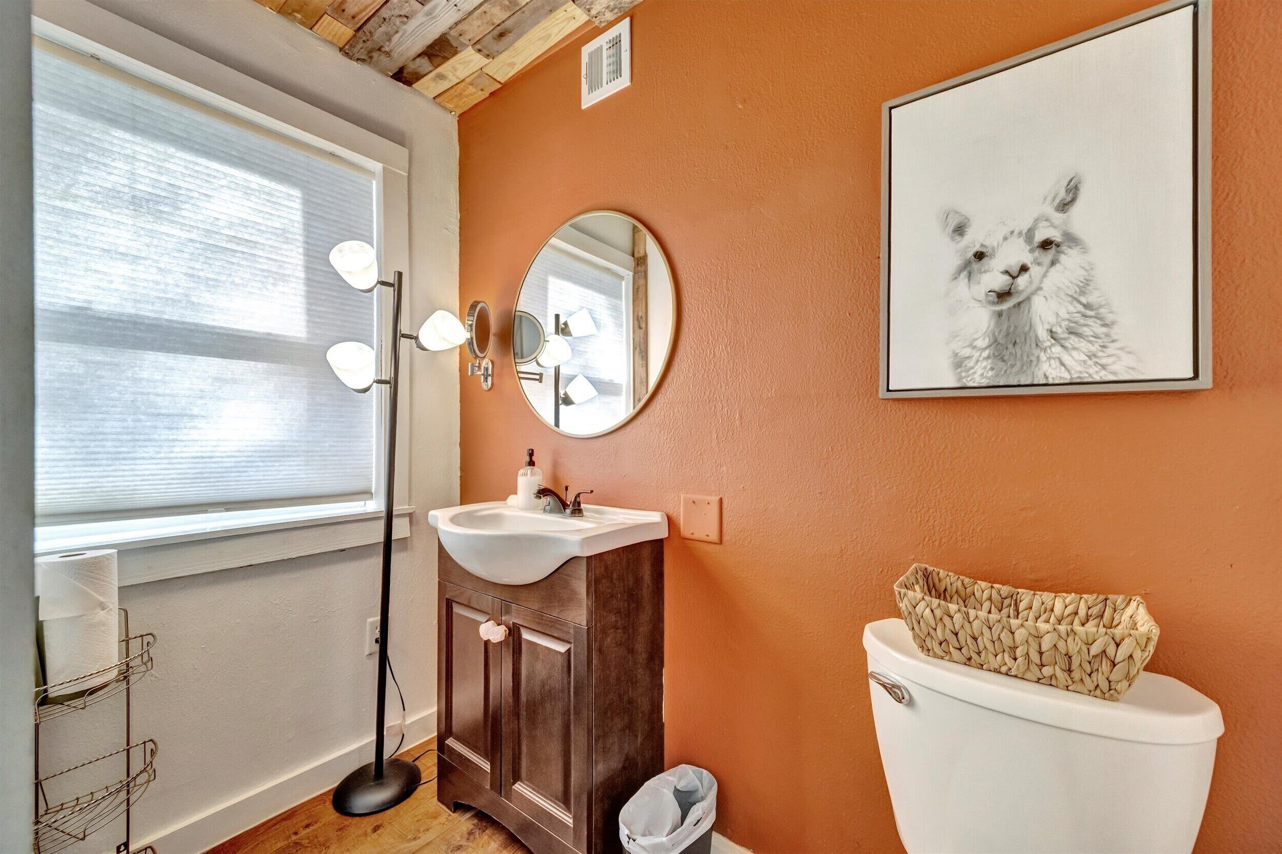 House | Bathroom