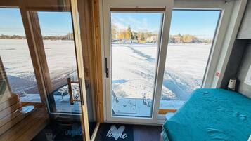 Mobile Home | 4 bedrooms, individually furnished