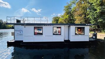 Mobile Home | Bahagian luar