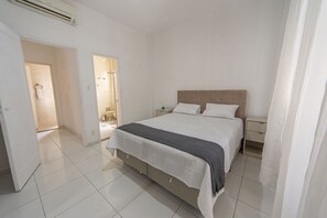 2 bedrooms, free WiFi, bed sheets - Boqueirão Apto c Ar a 100m da Praia Perto de Tudo (Santos)