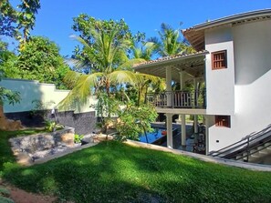 Property grounds - Unawatuna Heritage Villas (Unawatuna)