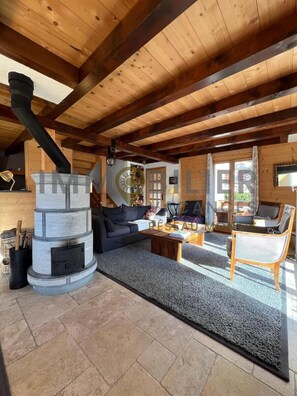 Interior - Magnificent chalet with unobstructed views for 8 people - 4 bedrooms - 3 bathrooms - 2-car garage.Sh (St-Luc)