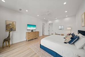 5 bedrooms, iron/ironing board, free WiFi, bed sheets - New 30A Home | Gulf Views, Hot Tub & Golf Cart | Pet Friendly | Book Now! (Santa Rosa Beach)