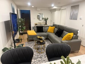 House, 1 Bedroom | Living area - Cozy Private Basement Suite in Dieppe - Comfort & Convenience Await (Dieppe)