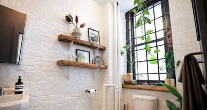 Bright Artist Loft in Williamsburg Brooklyn
