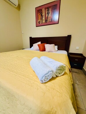 2 Schlafzimmer, Bügeleisen/Bügelbrett, WLAN