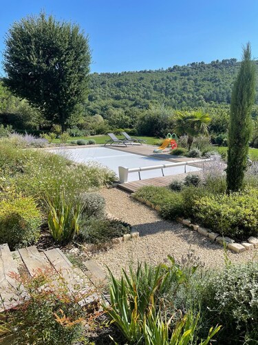 Comfortable accommodation ideal for relaxing vacations with private heated pool!