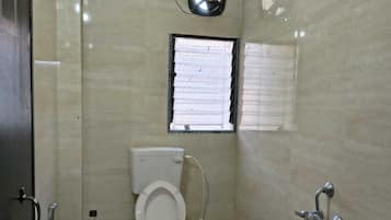 Quarto casal luxo, banheiro compartilhado | Banheiro | Toalhas de banho