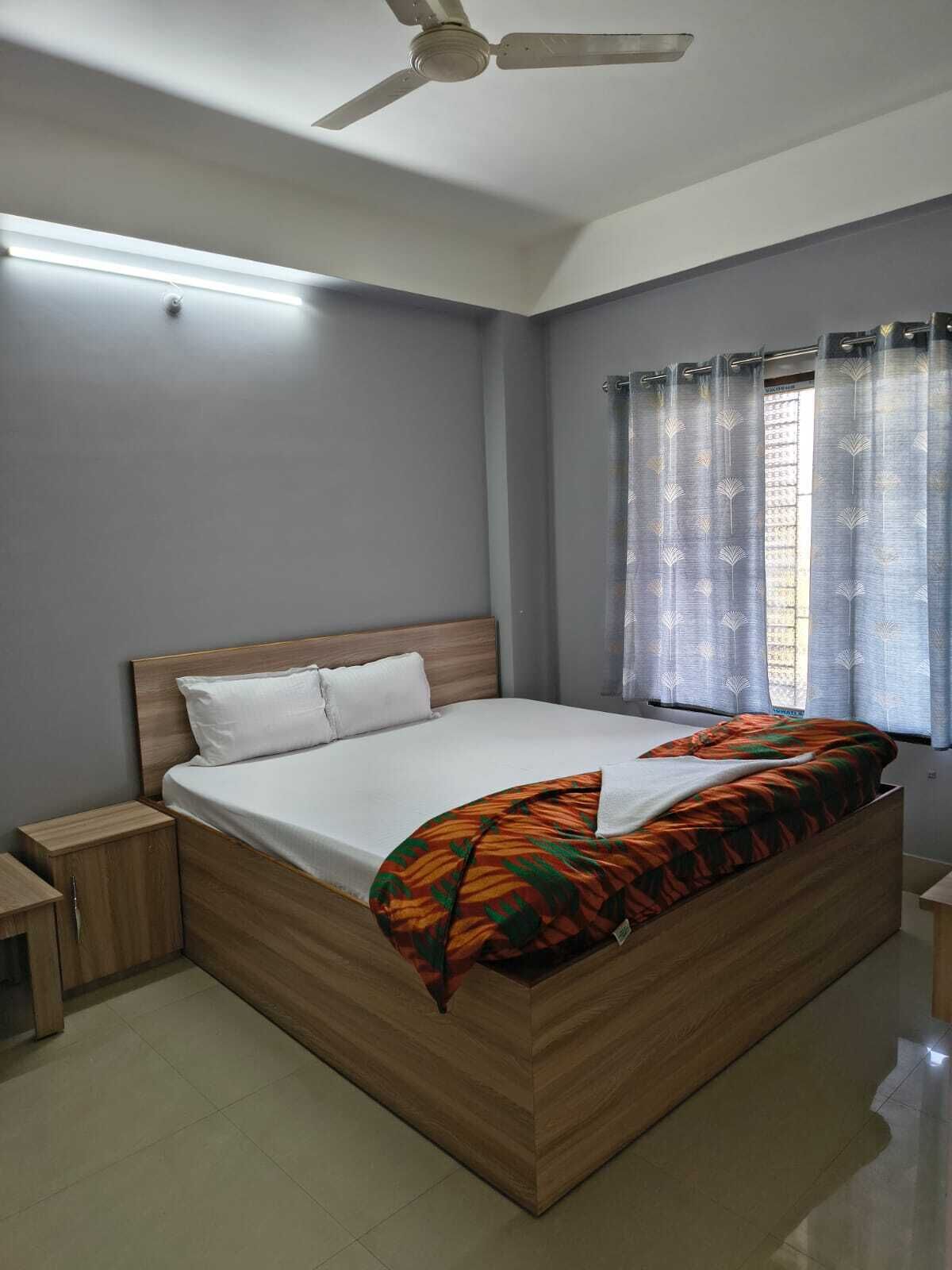 Deluxe Double Room, Shared Bathroom