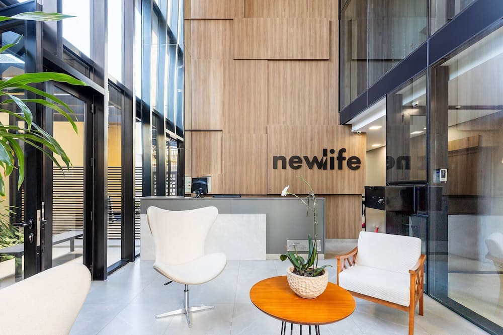 Apartments w/ Self Check-in in Downtown Curitiba - NLV