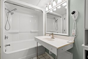 Towels - Salt life made Simple at Grande Shores (Myrtle Beach)