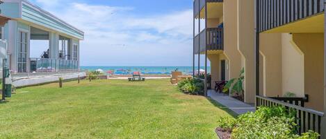 Condo, 1 Bedroom | Property grounds