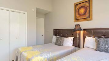 Appartement, 3 slaapkamers | 3 slaapkamers, een laptopwerkplek, gratis wifi